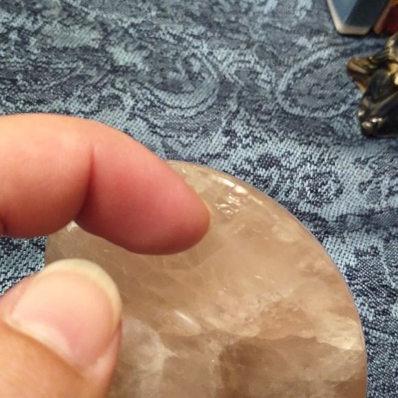 Rose quartz mushroom - Picture 8 of 9